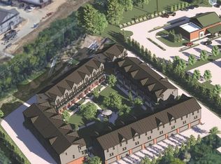 3965 Trailway Commons Cir, Auburn Hills, MI 48326