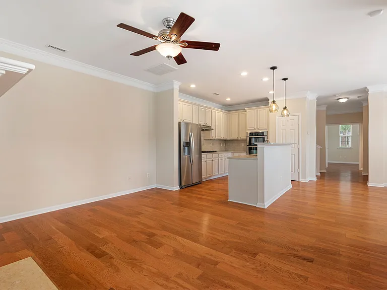 232 Lone Star Way — Photo 21