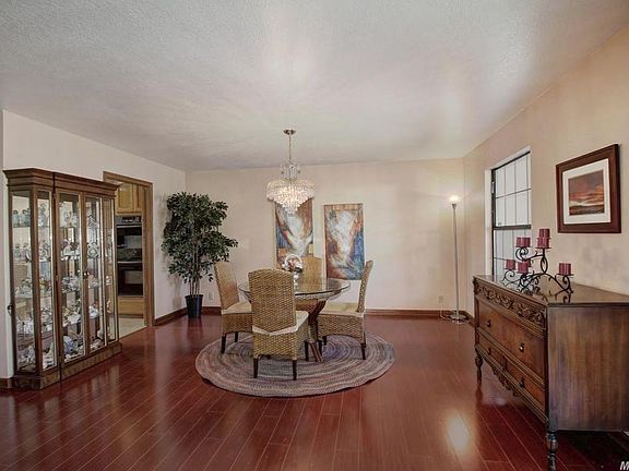 5th image of 120 Oak Canyon Way