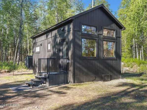 10837 S Tuttle Rd, Wasilla, AK 99623