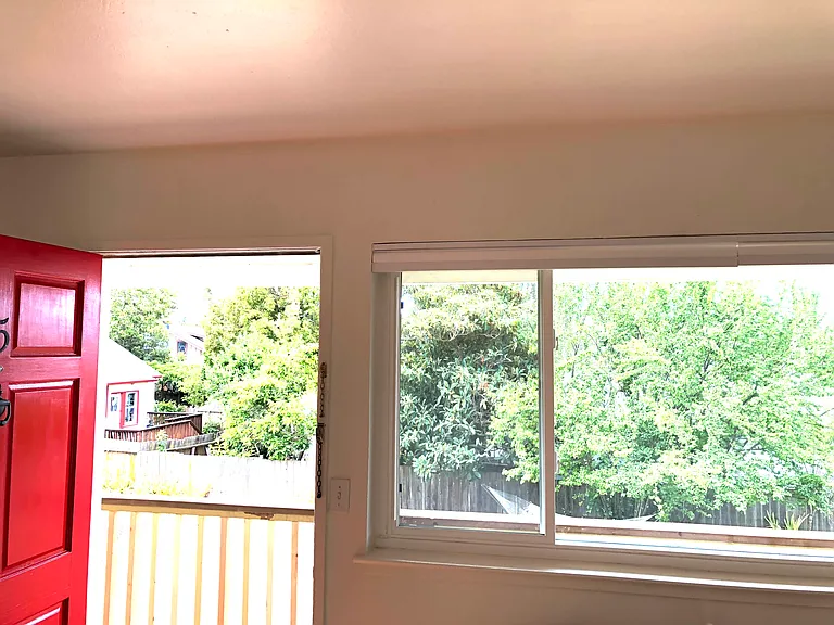 3019 Bateman St — Photo 5