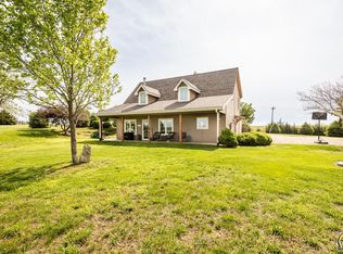 13319 SW 29th St, Topeka, KS 66614