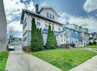 190 Custer Ave, Newark, NJ 07112