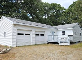 1 Elm Ln, Windsor, ME 04363