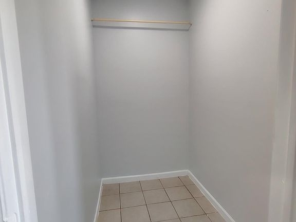 5th image of 77 Bostwick Ave