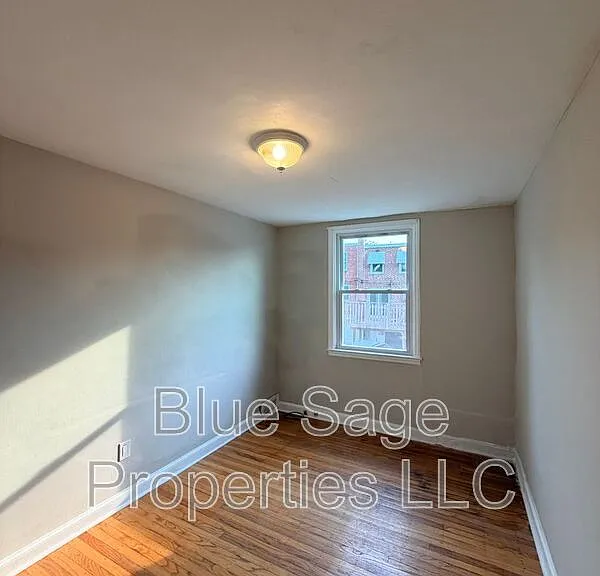 531 S 4th St — Photo 18