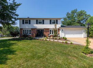 4904 Sherborne Dr, Saint Louis, MO 63128