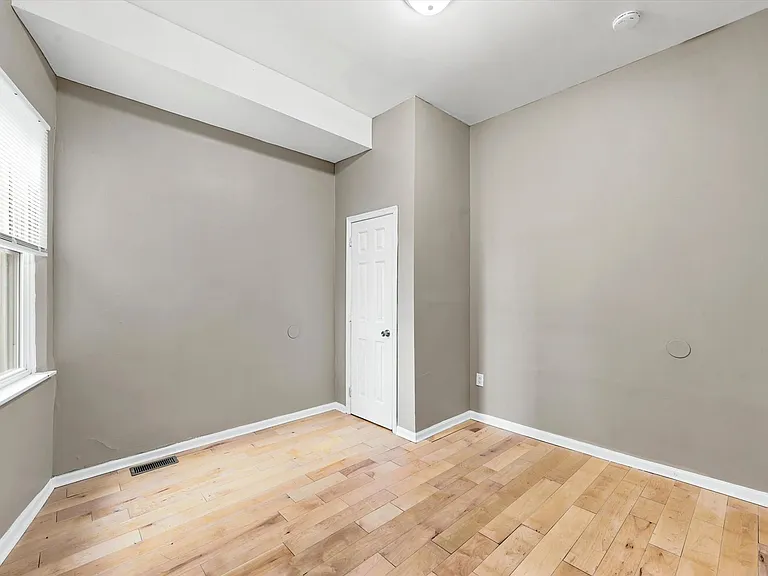 2112 Orthodox St — Photo 10