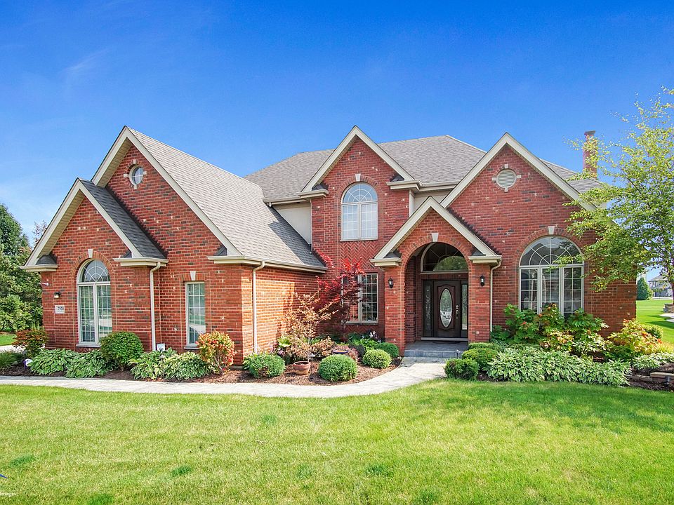 1st image of 7935 Northwoods Dr