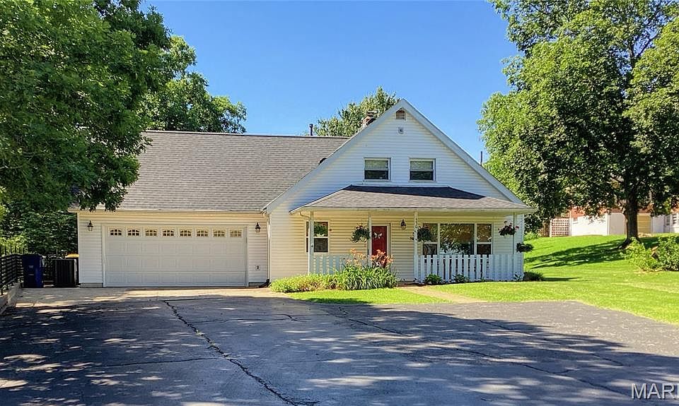 1st image of 530 Porterford Rd