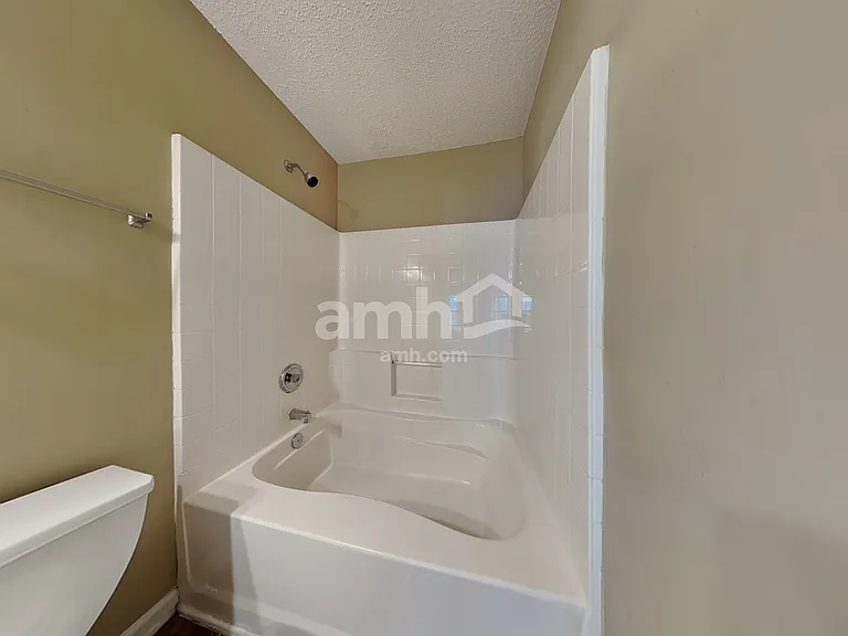 7533 Argent Valley Dr — Photo 11