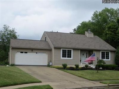 1663 Ann Cir NE, New Philadelphia, OH, 44663