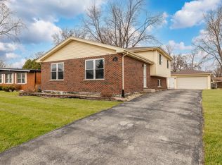 3314 Willow Ln, Markham, IL 60428