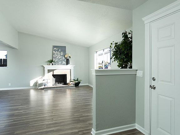 3rd image of 650 W H Street