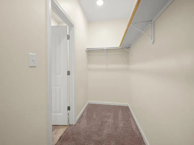 39405 Legacy Lake Dr — Photo 49