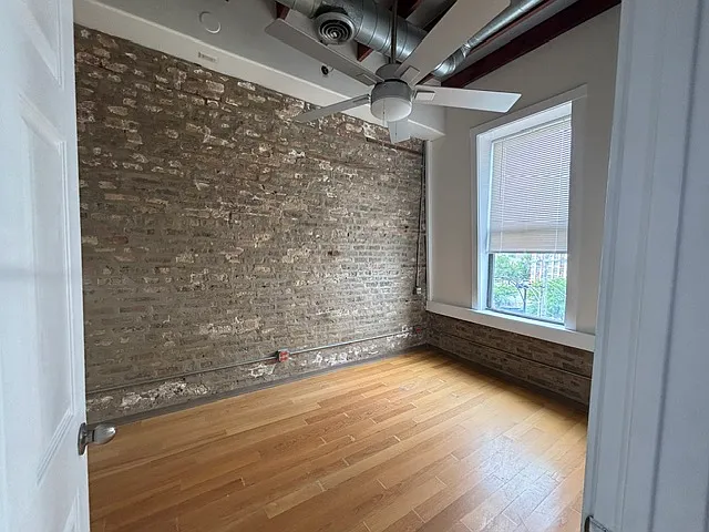 1151 W Erie St #3F — Photo 11