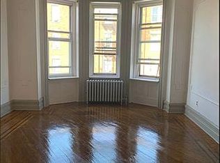 552 58th St #3, Brooklyn, NY 11220
