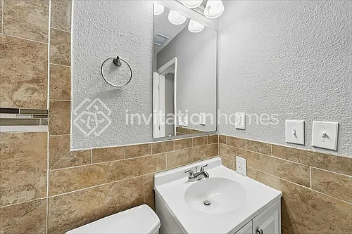 833 61st Ave NE Photo 1 833 61st Ave NE Photo 1
