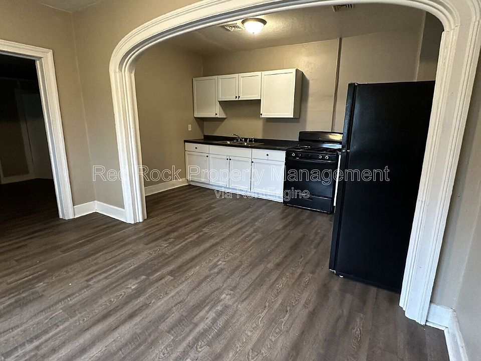 1st image of 809 Milton Ave #3