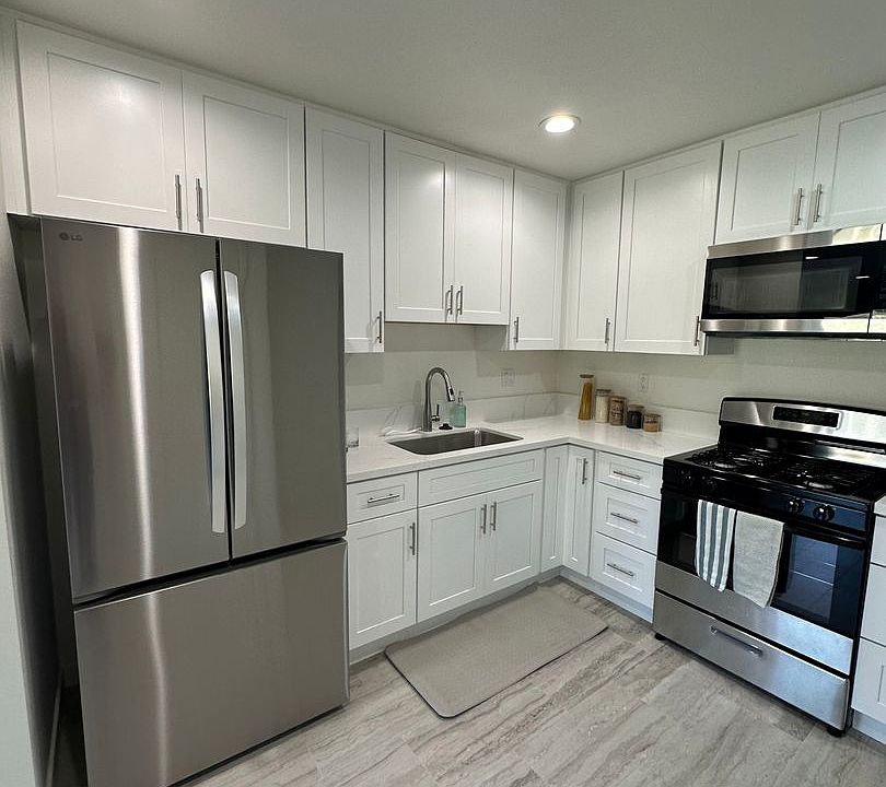 1st image of 1451 W Almond Ave Unit B