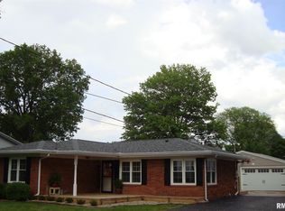 939 S Whitesboro St, Galesburg, IL 61401