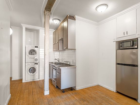 5th image of 1875 Lexington Ave #6H