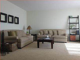 3rd image of 245 Purple Glen Dr