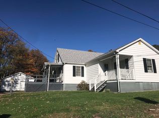 37 Boy Scout Camp Rd, Morgantown, WV 26508