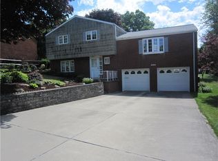 2553 N Lightwood Ave, Bethel Park, PA