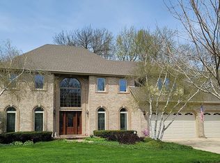 1117 Thoroughbred Cir, St Charles, IL 60174