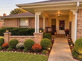 2112 River Bend Rd, Arlington, TX 76014