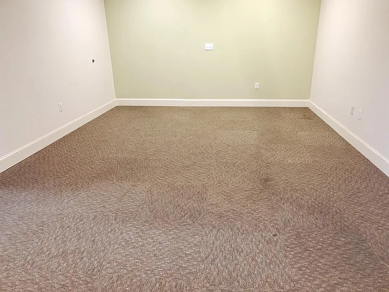 5039 Executive Dr #200 — Photo 5