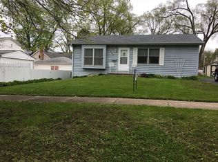 329 N Prospect St, Wheaton, IL 60187