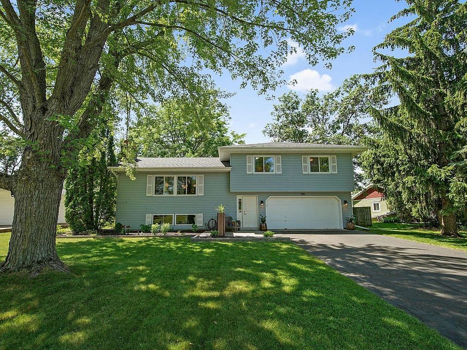 1st image of 728 Clearbrook Ln