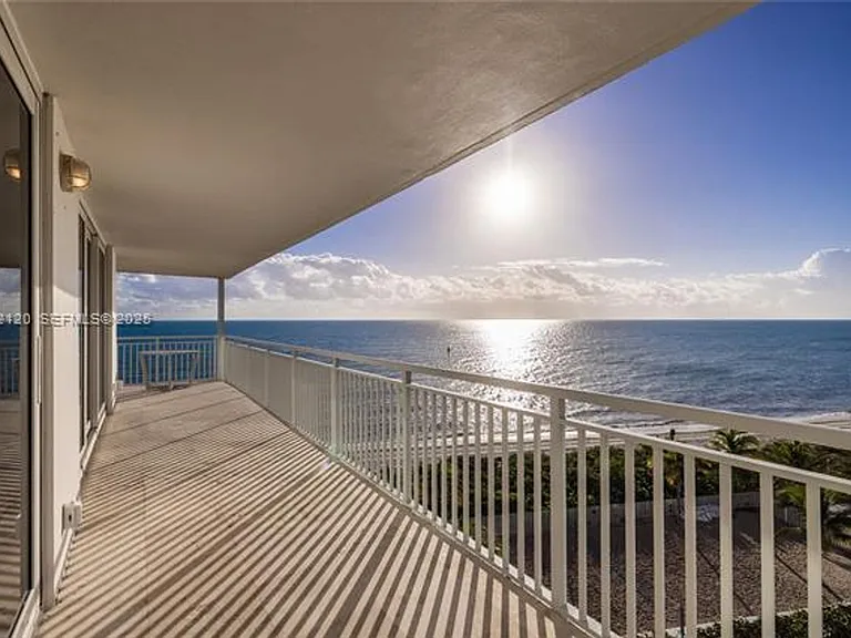 615 Ocean Dr #6A — Photo 29