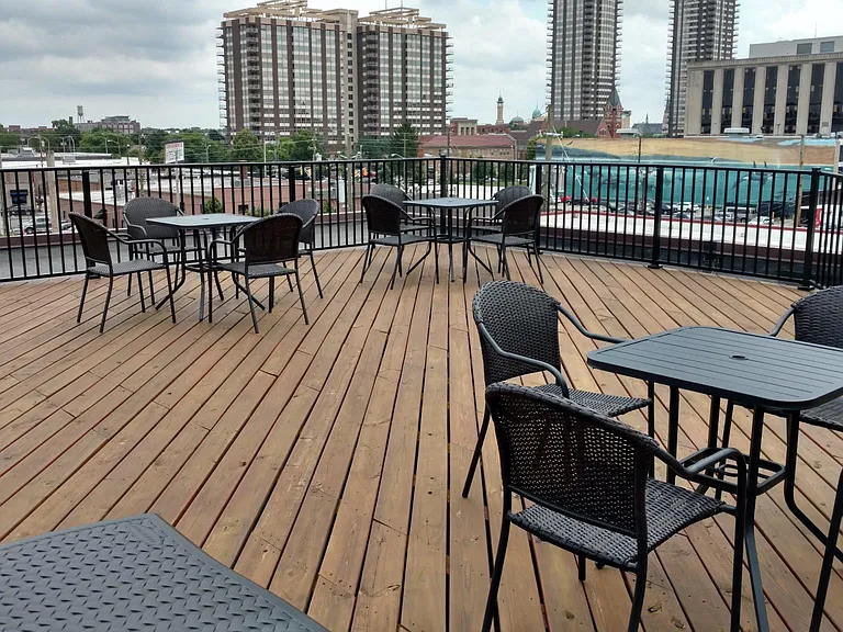 829 N Pennsylvania St #2B — Photo 36