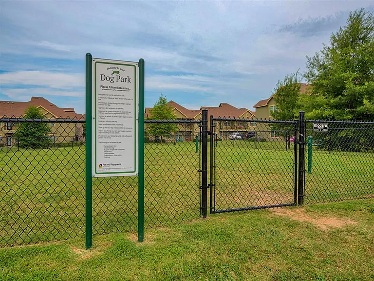Parc at Rogers — Photo 17