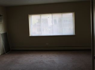 10007 Linda Ln APT 2N, Des Plaines, IL 60016
