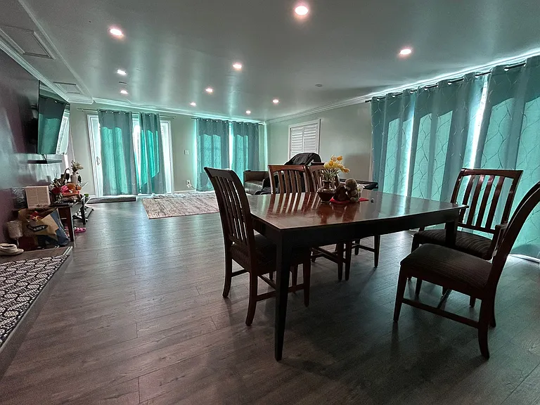 5259 Meridian Ave — Photo 27