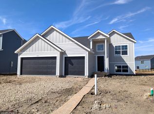 2723 Ivy Ave NE, Saint Michael, MN 55376