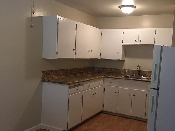 5th image of 55 Evandale Ave APT 1A