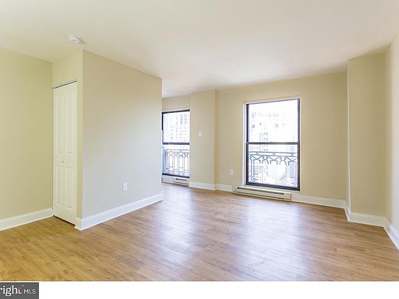 3rd image of 1114 Pine St APT 3R