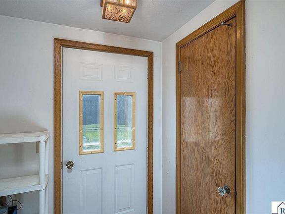 3rd image of 48751 190th St