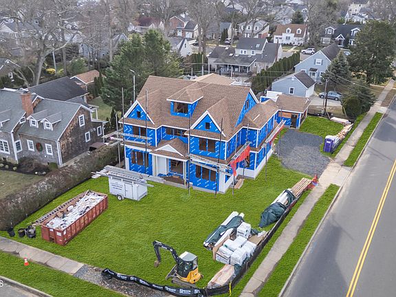 3rd image of 722 Boston Boulevard