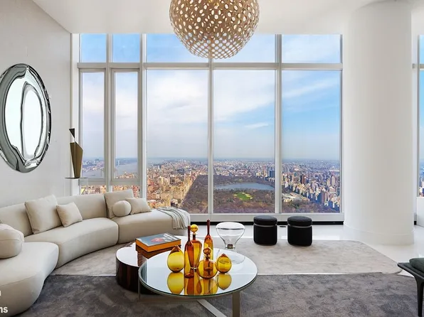 217 W 57th St #97E, New York, NY 10019