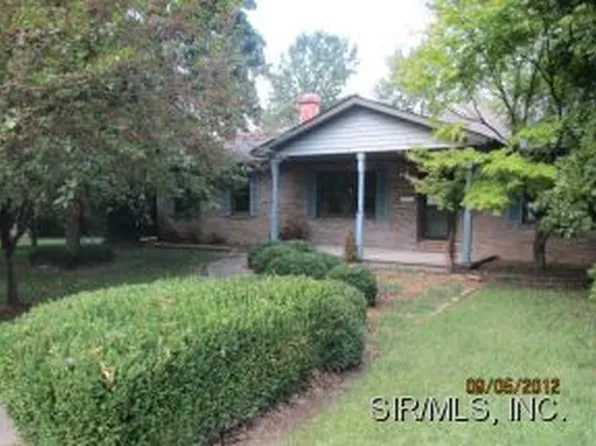 700 S East St, New Athens, IL 62264