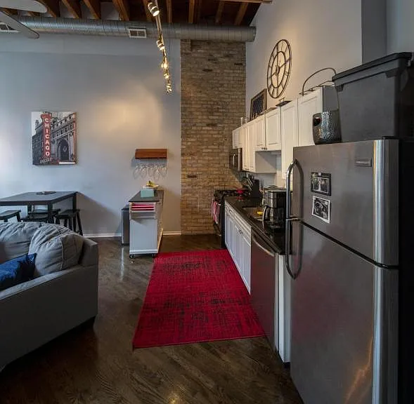 226 N Clinton St #114 — Photo 3