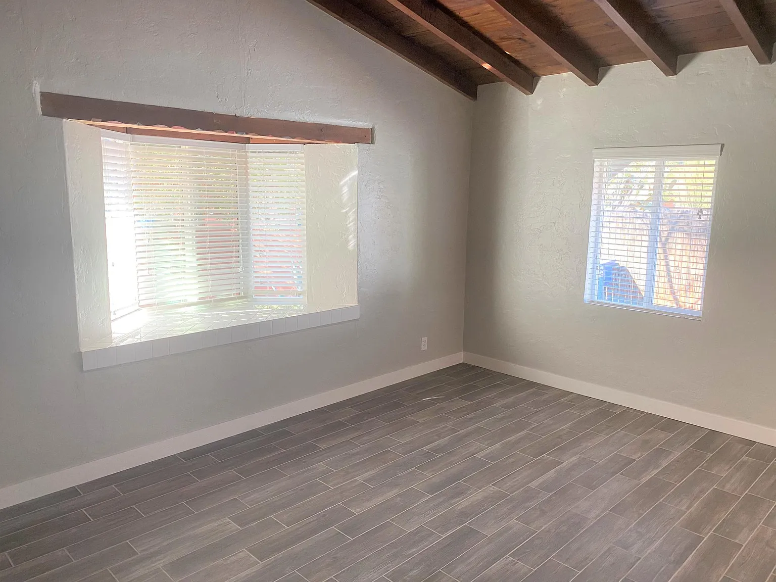 134 N Santa Rita Ave — Photo 4