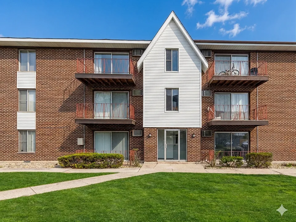 Crestline Villas Apartments