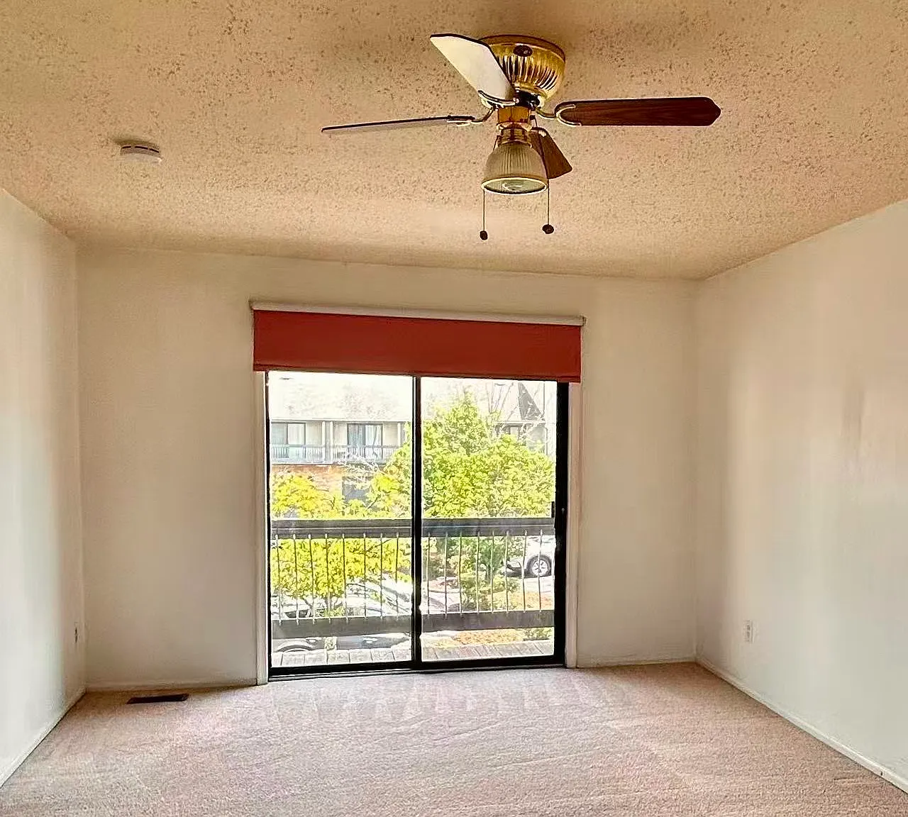 2 bed, 2.5 bath, 1600 sqft, $2,900 — Photo 3